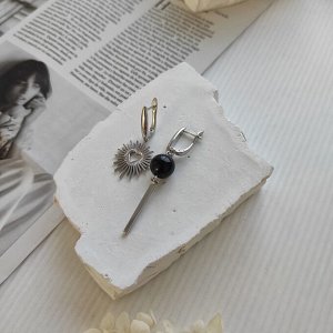 Серьги с чёрным агатом и подвеской солнце