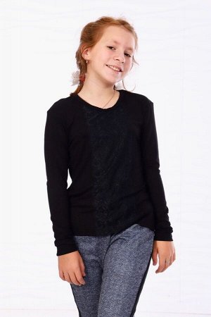 Блузка Характеристики: Состав- вискоза 100%
Школьная блузка для девочки украшена кружевом.
Натуральный состав блузки обеспечивает комфорт.