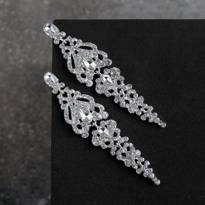 Серьги висячие со стразами «Ажур» лёд, белые в серебре, 8.3 см