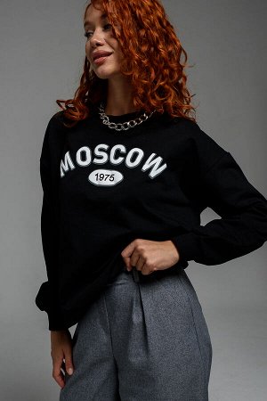 8536 Свитшот базовый женский