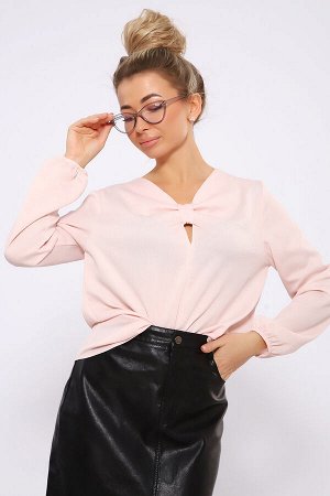 Блузка Варианты расцветки: молочный, персиковый, розовый, светло-сиреневый
Ткань: креп, Состав: 100% ПЭ
Важная и незаменимая часть гардероба деловой женщины - офисная блузка из тонкого крепа. Ткань пр