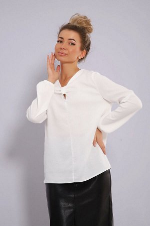Блузка Варианты расцветки: молочный, персиковый, розовый, светло-сиреневый
Ткань: креп, Состав: 100% ПЭ
Важная и незаменимая часть гардероба деловой женщины - офисная блузка из тонкого крепа. Ткань пр
