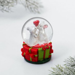 Снежный водяной шар «Мышки любовь»