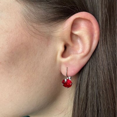 Женские серьги с красным фианитом