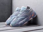 Кроссовки  Yeezy Boost 700