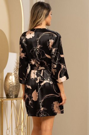 Leila 4473 Короткий халат–кимоно Mia-Amore выполнен из принтованной смесовой ткани.  По бокам расположены карманы.
Состав 70% натуральный шёлк, 25% полиэстер, 5% эластан