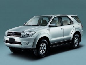 Ковры салонные LUX 3D 1 и 2 ряд Toyota Fortuner (2005 - 2015) левый руль