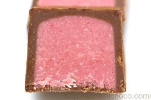 Meiji Meltykiss Strawberry 52g - Живой японский шоколад Мелтикис клубника