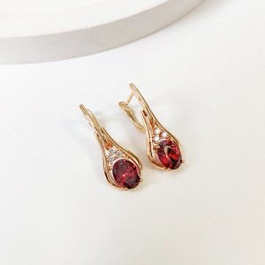 Серьги Вставка: Циркон
Материал изделия: ювелирный сплав
Размер: - 3 см
Вид(модель) сережек: Английский замочек

Красивые серьги  с благородными цирконами изготовлены из специального гипоаллергенног