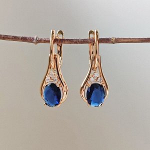 Серьги Вставка: Циркон
Материал изделия: ювелирный сплав
Размер: - 3 см
Вид(модель) сережек: Английский замочек

Красивые серьги  с благородными цирконами изготовлены из специального гипоаллергенног