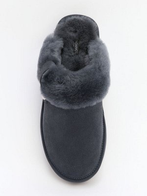 Женские шлепанцы