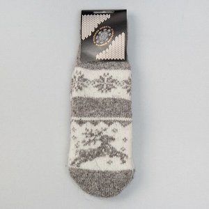 Варежки женские шерстяные «Олень со снежинкой», цвет светло-серый/белый, размер 20-22