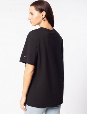 Удлиненная футболка over-size с  принтом стразами