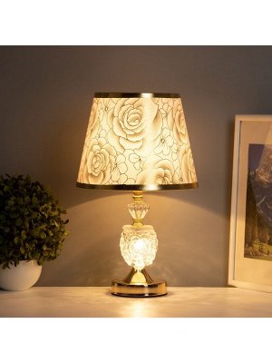 Лампа настольная «Латынь» 1x40 Вт Е27+подсветка LED 5 Вт золото 21x21x35.5 см