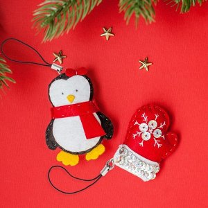 Новогодние игрушки, брелоки из фетра «Пингвин и варюшка»