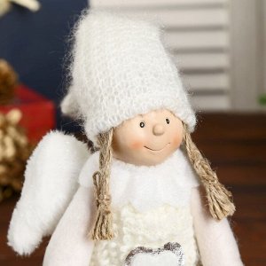 Кукла интерьерная "Ангелочек Марфуша в белом платье с сердечком" 34х9х12 см