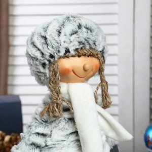 Кукла интерьерная "Девочка в серой шубке и шапке" 34 см