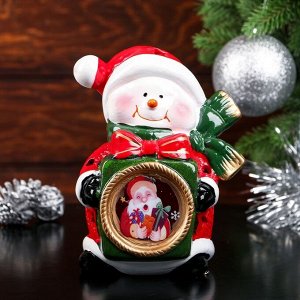 Сувенир керамика свет "Дед Мороз/Снеговик с подарком" МИКС 15х11,5х9,5 см