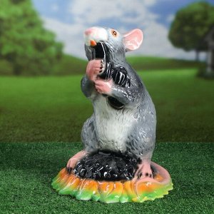 Садовая фигура "Крыса на подсолнухе" глянец  серая