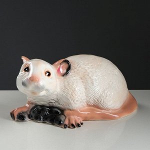 Садовая фигура "Крыса" лежачая белая