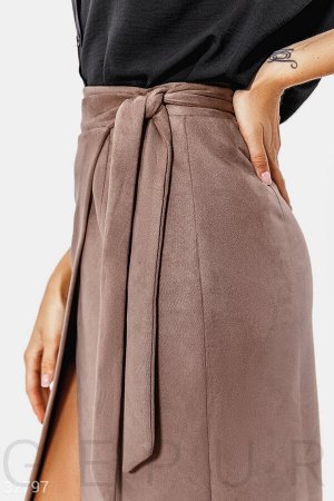 Замшевая юбка шоколадного оттенка