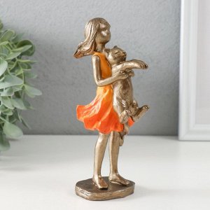Фигурка полистоун «Малышка в оранжевом платье с котом», бронза, 7.5x6x16 см