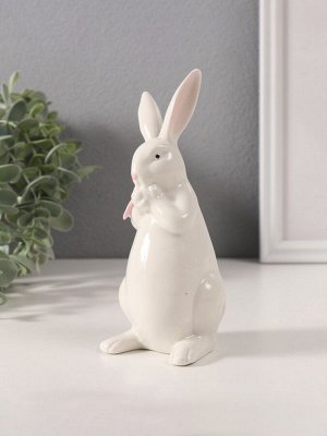 Фигурка керамика «Белый кролик с розовым бантиком», 6x6.5x16 см