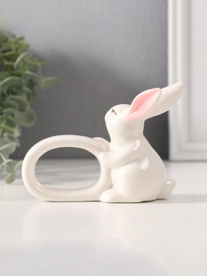 Фигурка с кольцом для салфеток «Белый кролик с розовыми ушками», керамика, 5x10x7.5 см