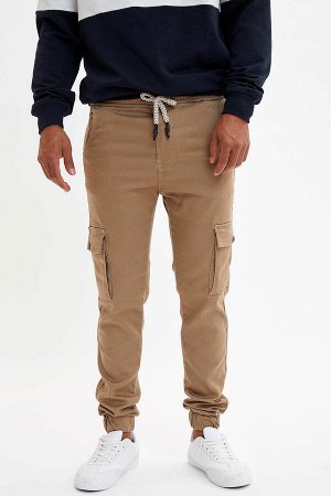 брюки Размеры модели: рост: 1,82 грудь: 95 талия: 80 бедра: 97 Надет размер: 30 хлопок 65%,Elastan 3%,полиэстер 32%