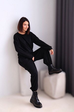 Костюм спортивный чёрный