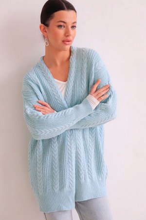 Кардиган голубой с косами