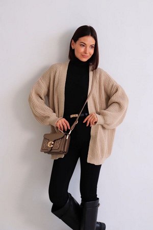 Кардиган бежевый