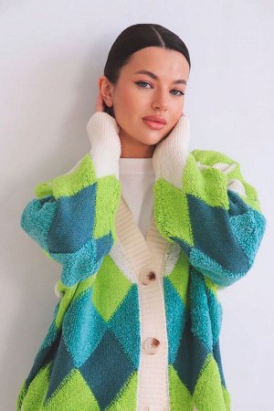 Кардиган с ромбами