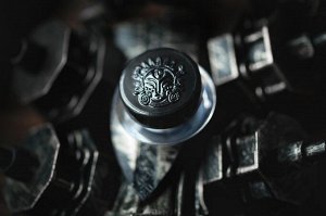 Архитектор Рассыпчатые тени для век Sigil inspired Tammy Tanuka, тон "Архитектор", локация Темный Замок.

 
 
 Техническая информация:
 
 Цвет: более коричневый, чем "Сдержавшая Клятву Верности". 