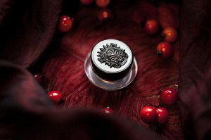 Брусничка Рассыпчатые тени для век Sigil inspired Tammy Tanuka, тон "Брусничка", локация Темный Замок.

 
 Техническая информация:
 
 Цвет: Ягодный оттенок, с легким коричневатым подтоном. Особое б