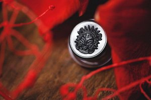 Провокатор Рассыпчатые тени для век Sigil inspired Tammy Tanuka, тон "Провокатор", локация Темный Замок. 

 

 Техническая информация:

 Цвет: средний алый оттенок. Если Пикантная Штучка - холодный кр