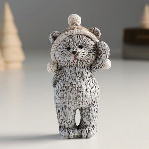 Фигурка полистоун «Мишка в шапке-ушанке, стоит», 4.5x4x10.5 см, серый, МИКС