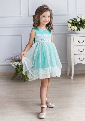 Ангелина Восхитительное нарядное платье для маленьких принцесс. Модель декорирована изумительным кружевом по лифу и юбке. Производитель оставляет за собой право изменения дизайна отделки, фурнитуры и 