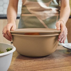 Миска с крышкой «Шарм» 1,3л