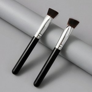 Kristaller Профессиональная треугольная кисть для макияжа малая / Beauty Brush, черный