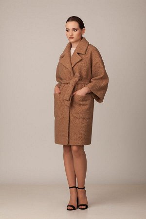 Женское осеннее пальто