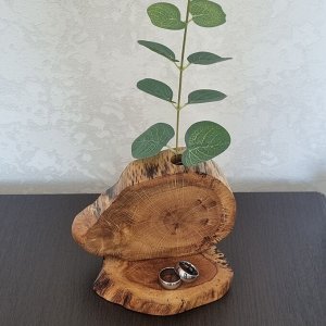 Ваза декоративная, дуб