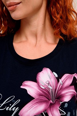 Туника Варианты расцветки: лилии
Ткань:  кулирка, Состав:  хлопок 100%
Туника удлиненная женская из 100% хлопка.Модель туники домашней полуприлегающего силуэта.имеет короткий рукав,округлый вырез горл