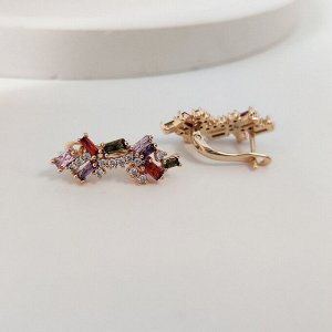 Серьги Вставка: Цирконы
Материал изделия: ювелирный сплав
Размер: - 2.5 см
Вид(модель) сережек: Английский замочек

Красивые серьги  с благородными цирконами изготовлены из специального гипоаллерген