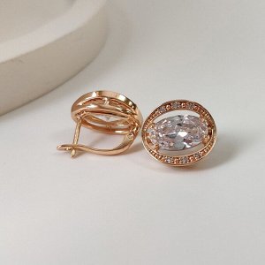 Серьги Вставка: Цирконы
Материал изделия: ювелирный сплав
Размер: - 1.5 см
Вид(модель) сережек: Английский замочек

Красивые серьги  с благородными цирконами изготовлены из специального гипоаллерген