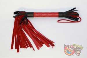Стильная черно-красная плеть - многохвостка - BDSM-арсенал