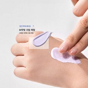 Medi-peel Водостойкий минеральный солнцезащитный крем с эффектом коррекции тона кожи Mooltox Hyaluronic Acid Mild Tone Up Sun Cream SPF 50+ PA++++