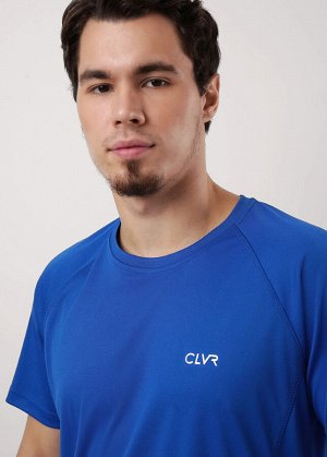 Футболка. Цвет: синий