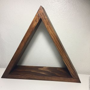 Полка треугольник