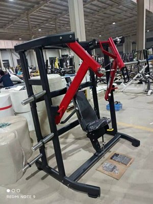 Жим от груди широким хватом Insight Fitness TN07